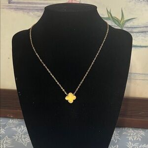 Gold plated stainless steel clover necklace